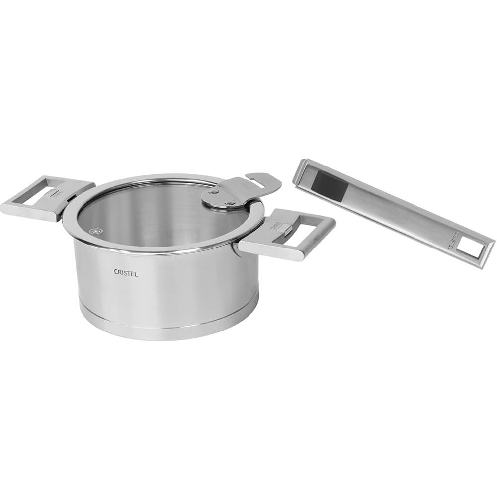 Casserole STRATE Cristel poignée amovible en situation